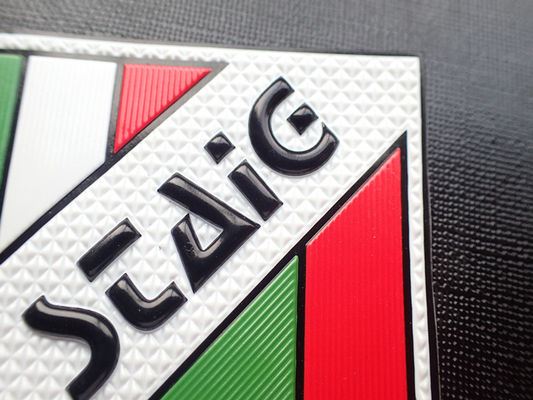 OEM Kustom Timbul Logo 3D Label TPU Lembut Patch Untuk Pakaian