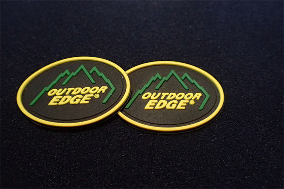 Pakaian Desain Kustom 3D Karet Patch Label Pakaian Logo Kustom