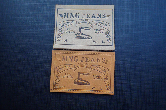 Label Patch Kulit Jeans Ramah Lingkungan Logo Timbul Untuk Seragam