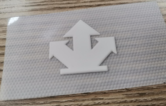 Desain Disesuaikan 3D Heat Transfer Silicone Label Untuk Pakaian