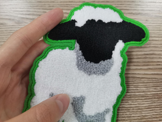 Label Perpindahan Panas Handuk Bordir Patch Bahan Katun Disesuaikan