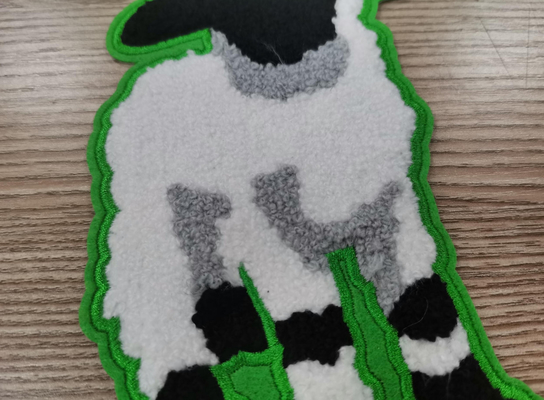 Label Perpindahan Panas Handuk Bordir Patch Bahan Katun Disesuaikan