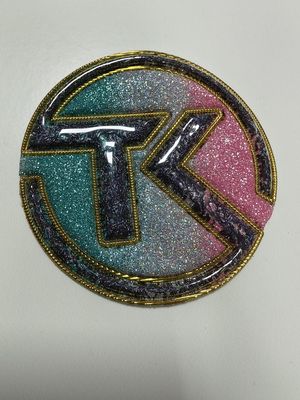 Desain Ungu Transfer Panas Kustom Efek Holografik Berwarna Pelangi Metalik Soft TPU Patches Untuk Jeans