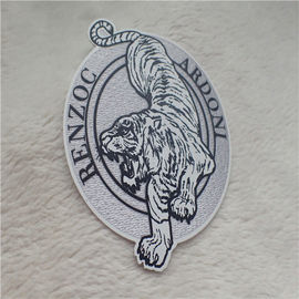 Patch Pakaian Kustom OEKO Bentuk Tidak Teratur Logo Harimau Silikon Transfer Panas Tatami Berkelompok