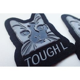 Label Frekuensi Tinggi TPU Hologram Luar Biasa 3D Timbul Kustom untuk pakaian, tas, jaket